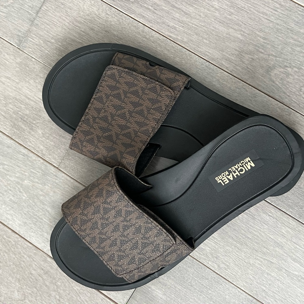 Michael Kors Black and Brown Slide Sandals - Picture 4 of 5